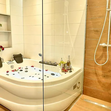 Apartment Lipa Plac *